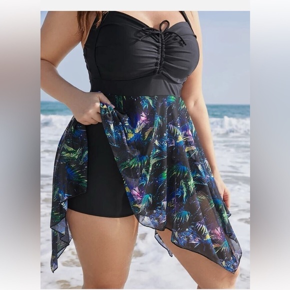 BloomChic Plus Size 2XL Black Tropical Print Swim Dress us 18-20 - Picture 2 of 6